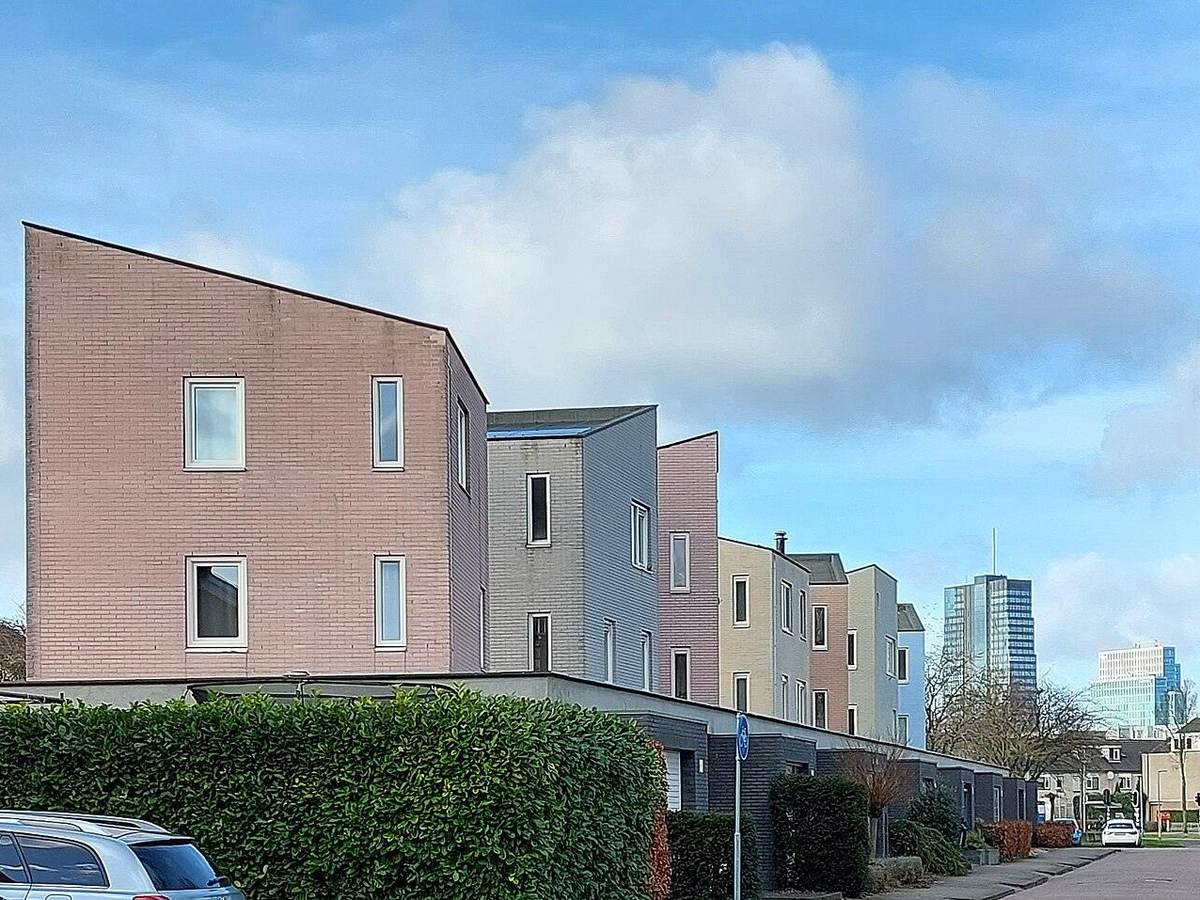 Straatbeeld in Almere Stad